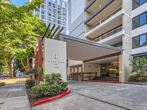 255 SW Harrison St #22C, Portland, OR 97201