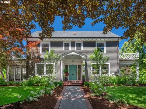 1829 NE Stanton St, Portland, OR 97212