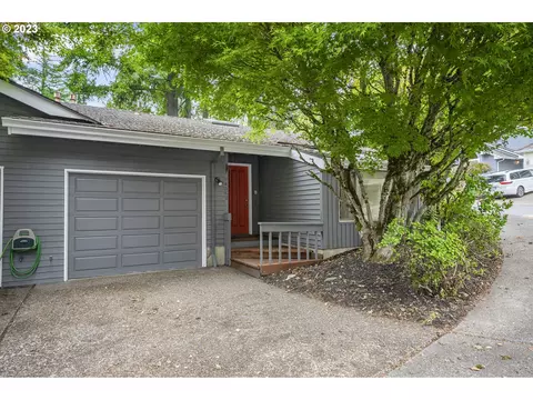 14362 Sherbrook Pl, Lake Oswego, OR 97035