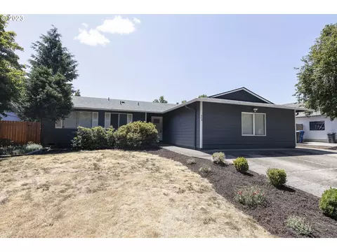 664 Valleywood Dr SE, Salem, OR 97306