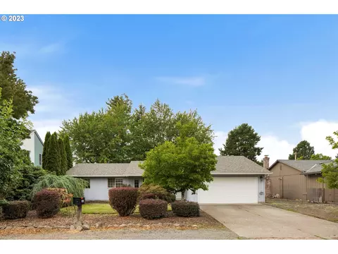 1833 NE 15th Ave, Hillsboro, OR 97124