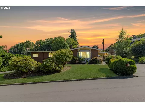 9003 NW 24th Ave, Vancouver, WA 98665
