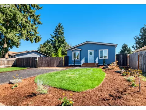 555 S 35th S St, Springfield, OR 97478