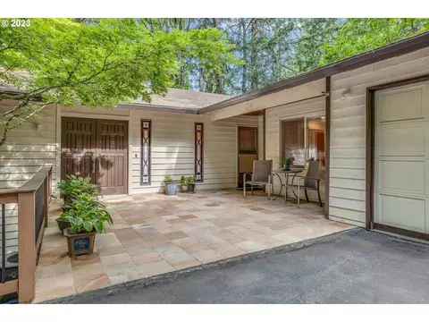 2979 Dellwood Dr, Lake Oswego, OR 97034