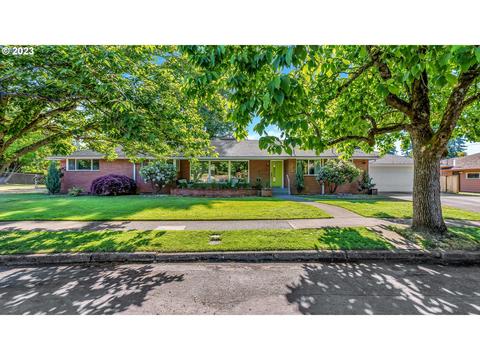 720 NE 107th Pl, Portland, OR 97220