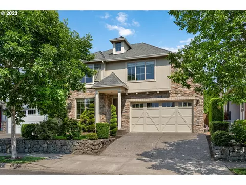 16781 NW Vetter Dr, Portland, OR 97229