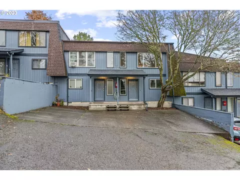 105 James St #6, Longview, WA 98632