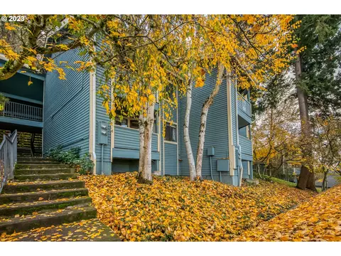 10192 SE Talbert St, Clackamas, OR 97015