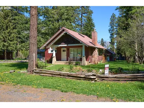 84746 White Fir Ln, Wallowa Lake, OR 97846