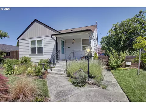 504 W 30th St, Vancouver, WA 98660