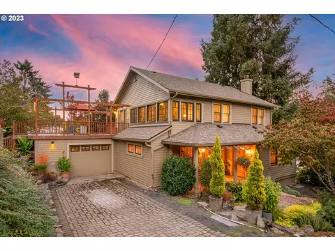 1309 Hazel St, Oregon City, OR 97045