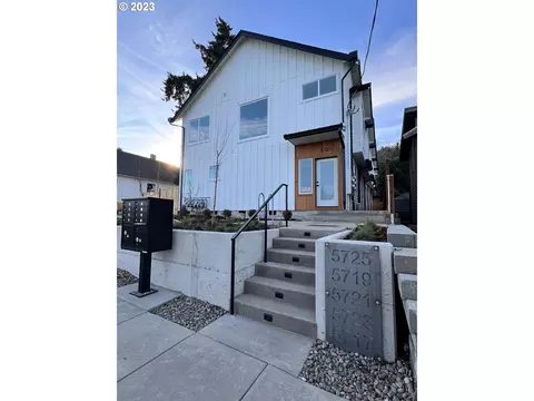5719 S Kelly Ave, Portland, OR 97239