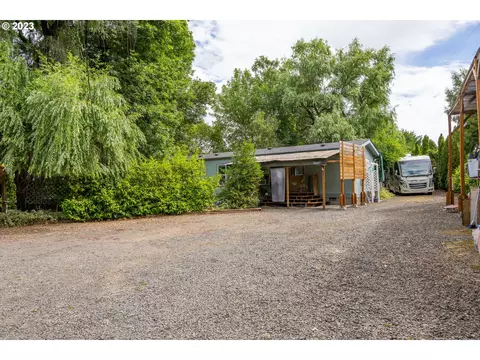 26317 Alpine Rd, Monroe, OR 97456