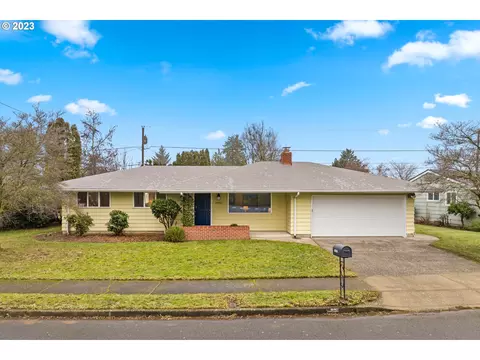 16801 SE Morrison Ct, Portland, OR 97233