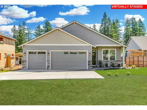 739 NE Pinebreak Dr, Estacada, OR 97023