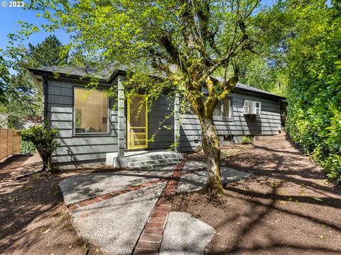 3590 SW Patton Rd, Portland, OR 97221