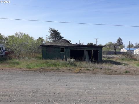 31040 Cecil St, Hermiston, OR 97838