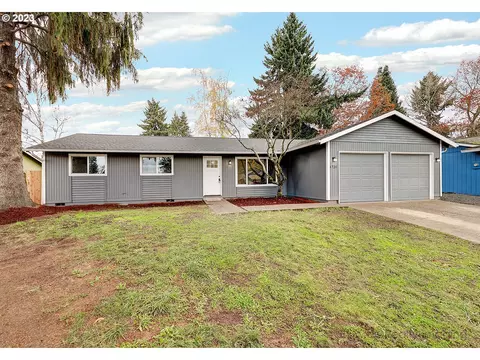 1720 SE 52nd Ave, Hillsboro, OR 97123