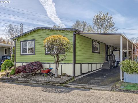 21100 NE Sandy Blvd #97, Fairview, OR 97024