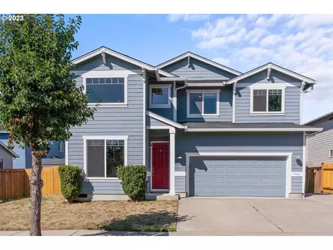 712 SE 12th St, Battle Ground, WA 98604