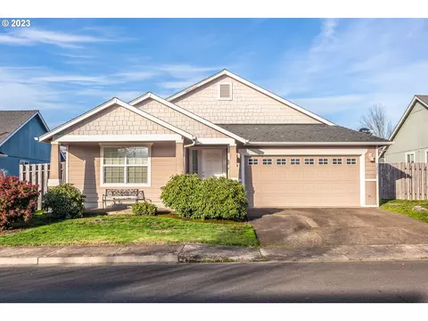 1237 Homestead Pl, Molalla, OR 97038