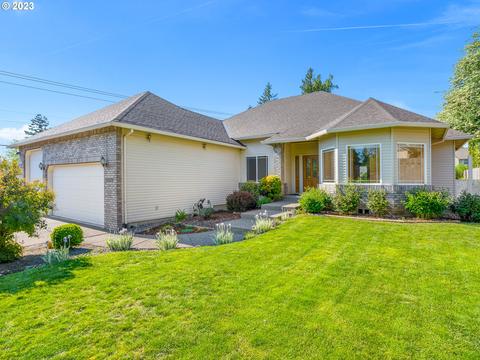 12270 SE Blaine Dr, Clackamas, OR 97015