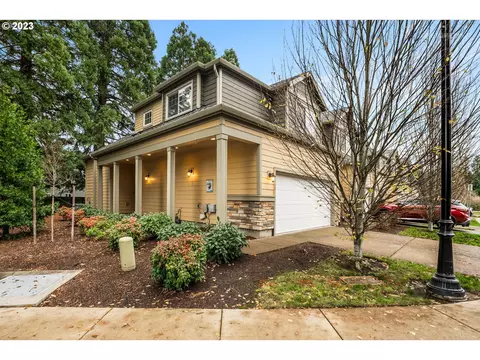7943 NE Caitlin St, Beaverton, OR 97006