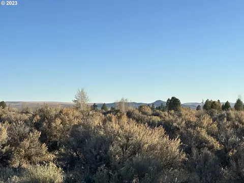 glitter ln, Christmas Valley, OR 97641