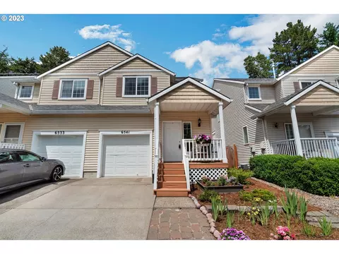 6541 NE Deer Run St, Hillsboro, OR 97124