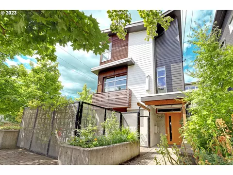 4905 N Kerby Ave, Portland, OR 97217