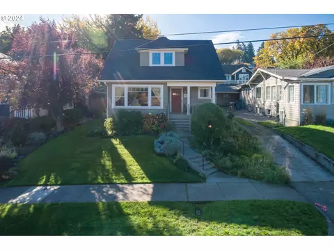 915 Columbia St, Hood River, OR 97031