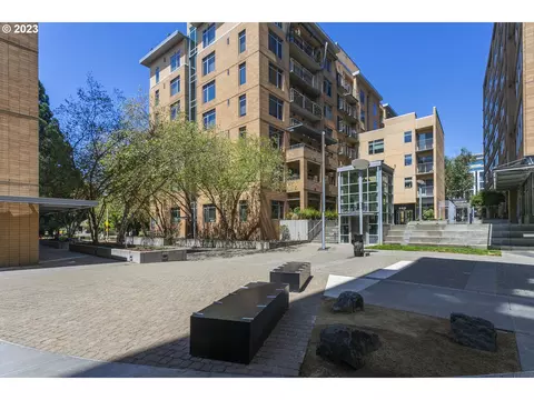 701 Columbia St # 406, Vancouver, WA 98660