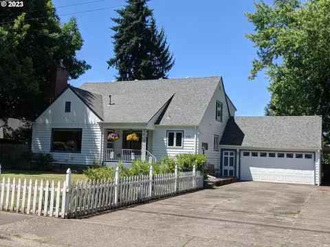 488 Sunshine Acres Dr, Eugene, OR 97401