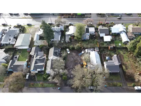 Clark St, Eugene, OR 97402