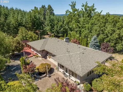 12750 Clow Corner Rd, Dallas, OR 97338