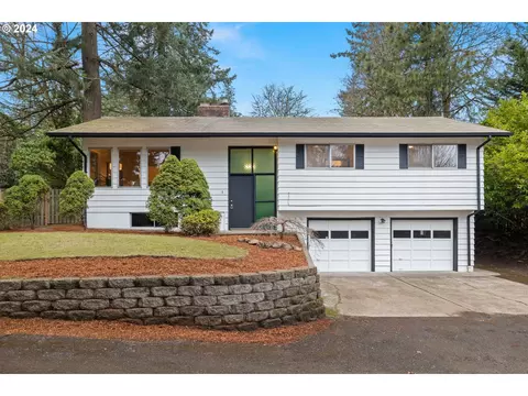 3621 SW Pomona St, Portland, OR 97219
