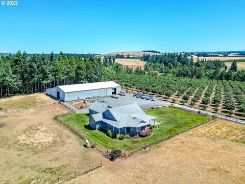 10031 Brownell Dr, Aumsville, OR 97325