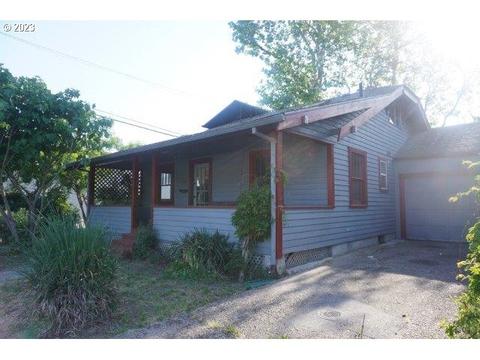 108 Cross Pl, Eugene, OR 97402