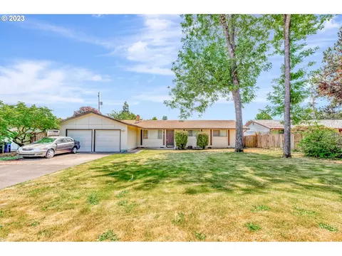 1166 Irvington Dr, Eugene, OR 97404