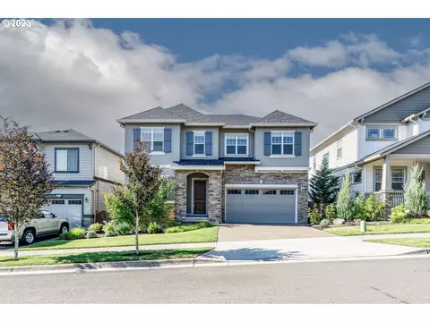 16814 SW Larkspring Ln, Beaverton, OR 97007