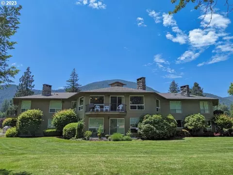 68712 E Fairway Estates Rd # D5, Welches, OR 97067
