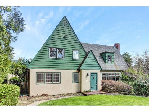 2680 SW Corona Ave, Portland, OR 97201