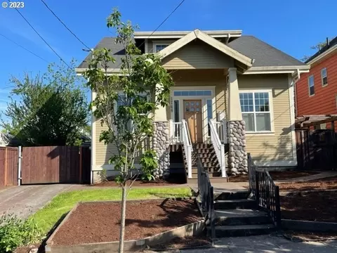1146 NE Lenore St, Portland, OR 97211