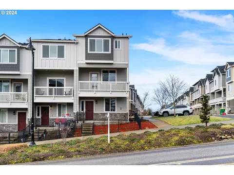 15406 NW Blueblossom St, Portland, OR 97229