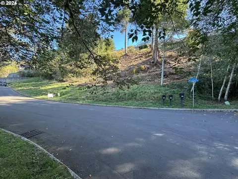 jake mann ln, Florence, OR 97439