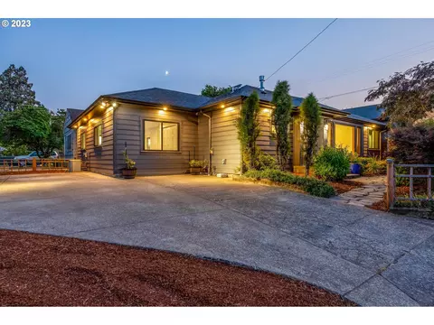 94 E 25th Ave, Eugene, OR 97405