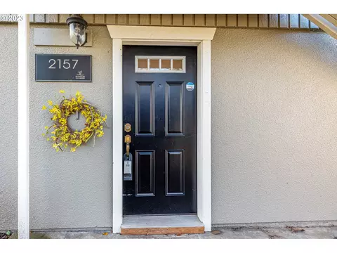 2157 W 15th Ct #2157, Eugene, OR 97402