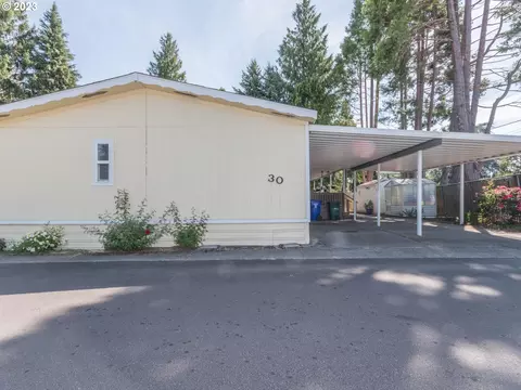 20145 NE Sandy Blvd #30, Fairview, OR 97024