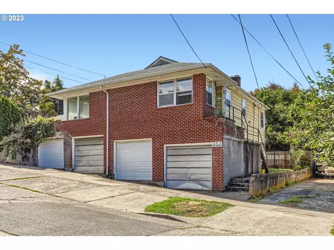 11 NE 62nd Ave, Portland, OR 97213
