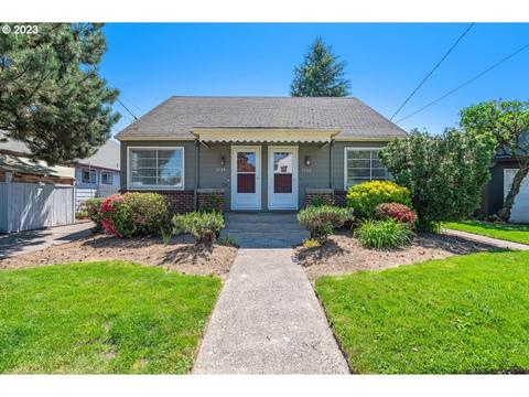 57225724 NE Halsey St, Portland, OR 97213